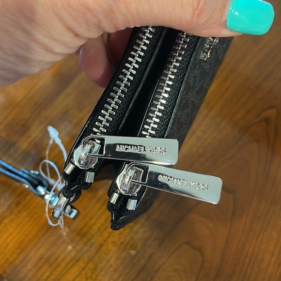 NWT MICHAEL KORS Jet Set Travel collection double zip wristlet wallet blk gray - Picture 16 of 17